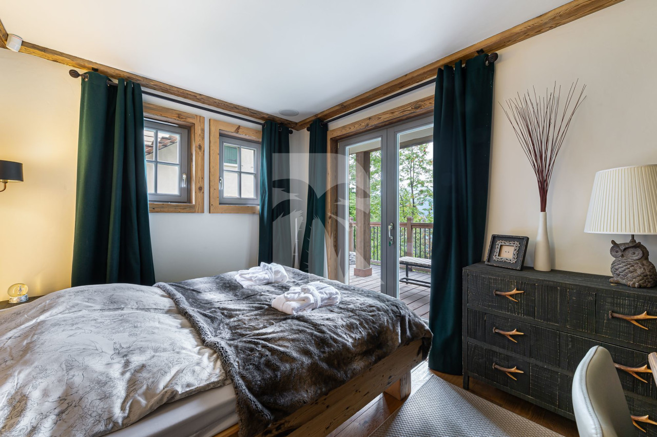 villa in Courchevel : Rent this 6 bedrooms chalet in Belvedere with a large well ness area. - Photo 10