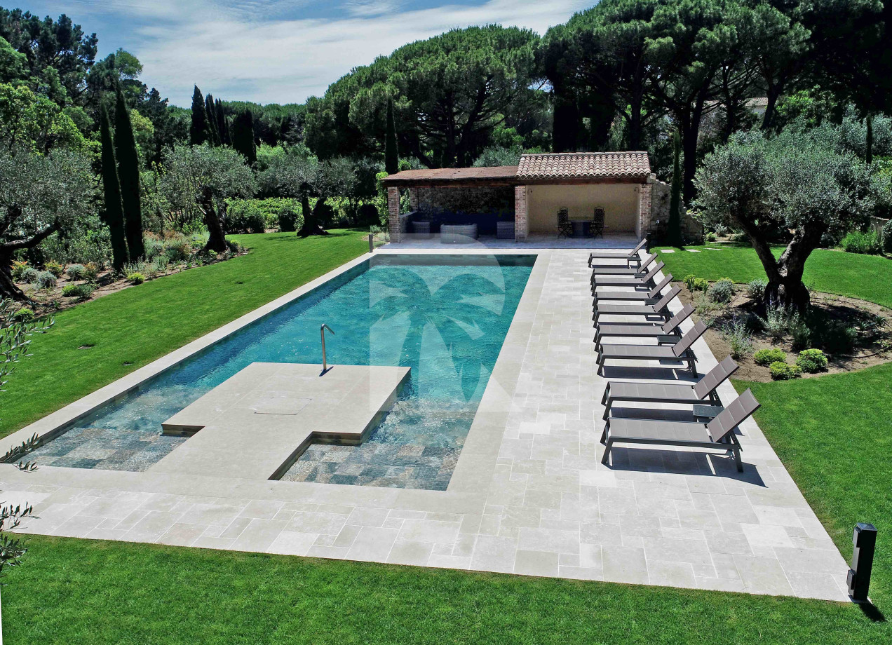 villa in Saint-Tropez : Rent provencal open-plan villa carefully decorated 3m walk from Pampellone’s best beaches - Photo 0