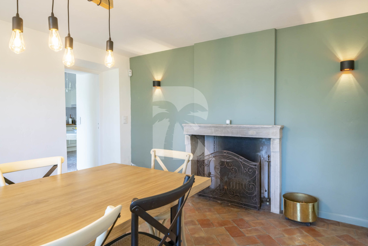 villa in Grasse : Rent this 8 bedrooms provencal villa between Valbonne and Grasse, perfect for family holidays. - Photo 4