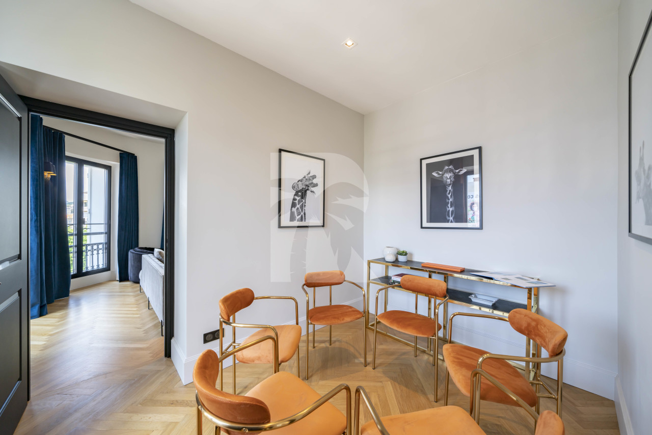 apartment in Cannes : Rent modern 5 bedroom apartment facing the Palais de Festival - Photo 11