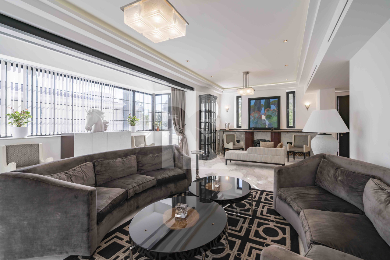 villa in Cannes : Rent beautiful modern villa in the lower Californie area of Cannes - Photo 6