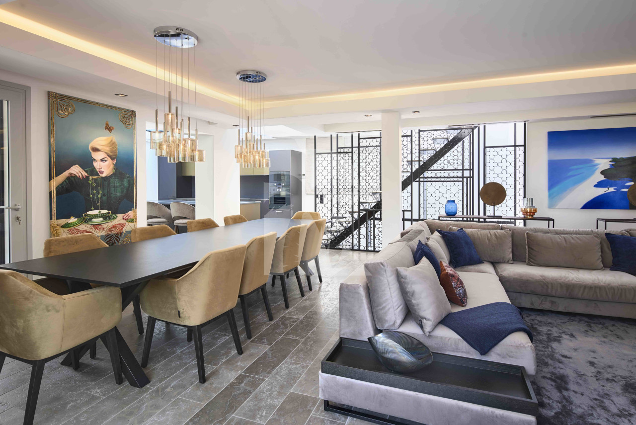 villa in Cap d'Antibes : Rent this brand new villa with a sea view on the cap d'Antibes. - Photo 8