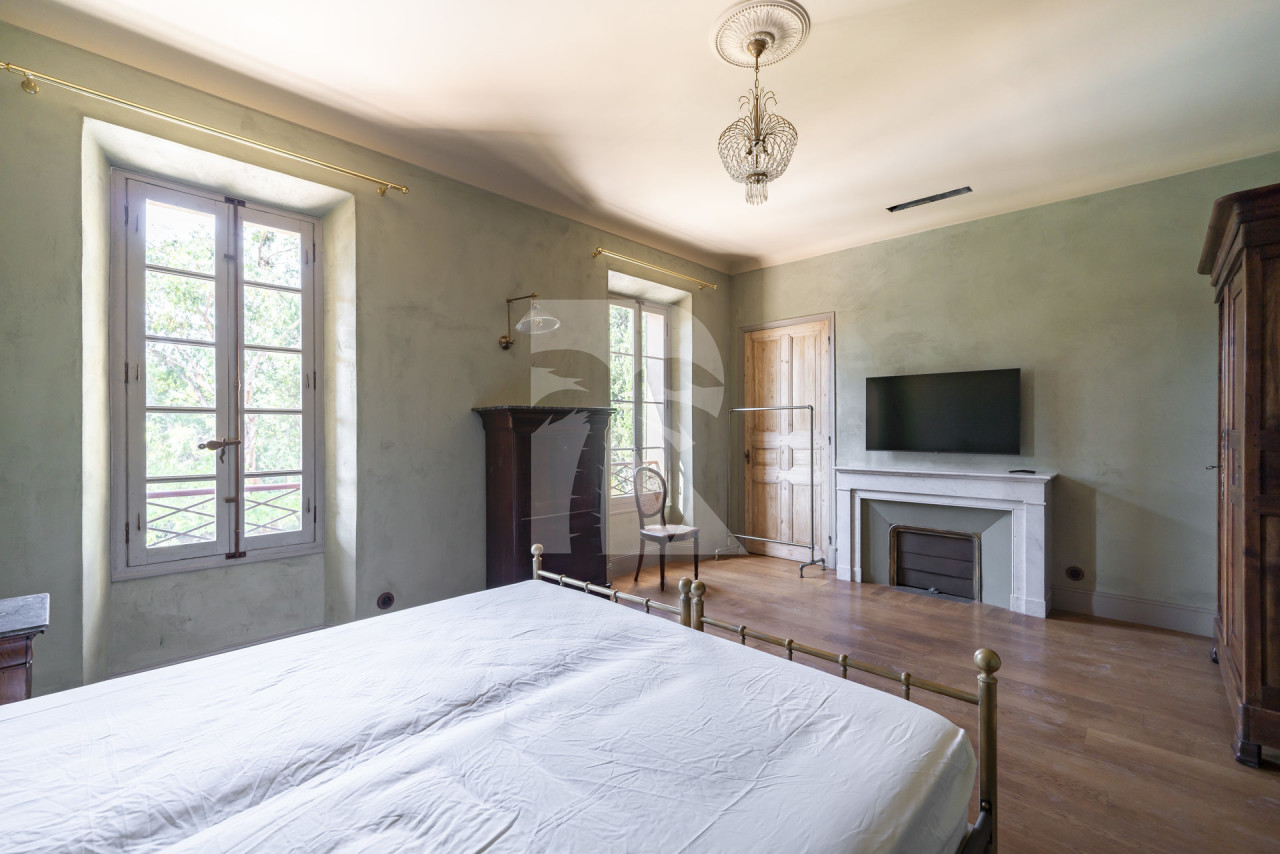 villa in Cannes : Rent this historic property built in 1875  in Cannes, which can accommodate up to 8 guests. - Photo 10