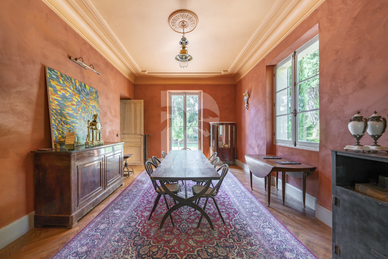 villa in Cannes : Rent this historic property built in 1875  in Cannes, which can accommodate up to 8 guests. - Photo 4