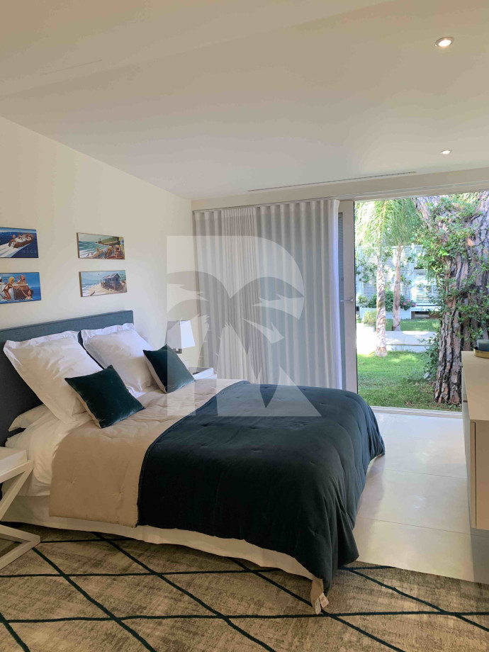 villa in Roquebrune-Cap-Martin : Rent a 4-bedroom stunning waterfront property in Roquebrune Cap Martin. - Photo 10
