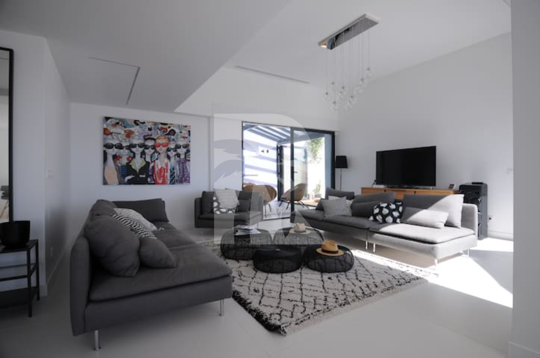 villa in Cannes : Rent lovely villa with sea view - Photo 8