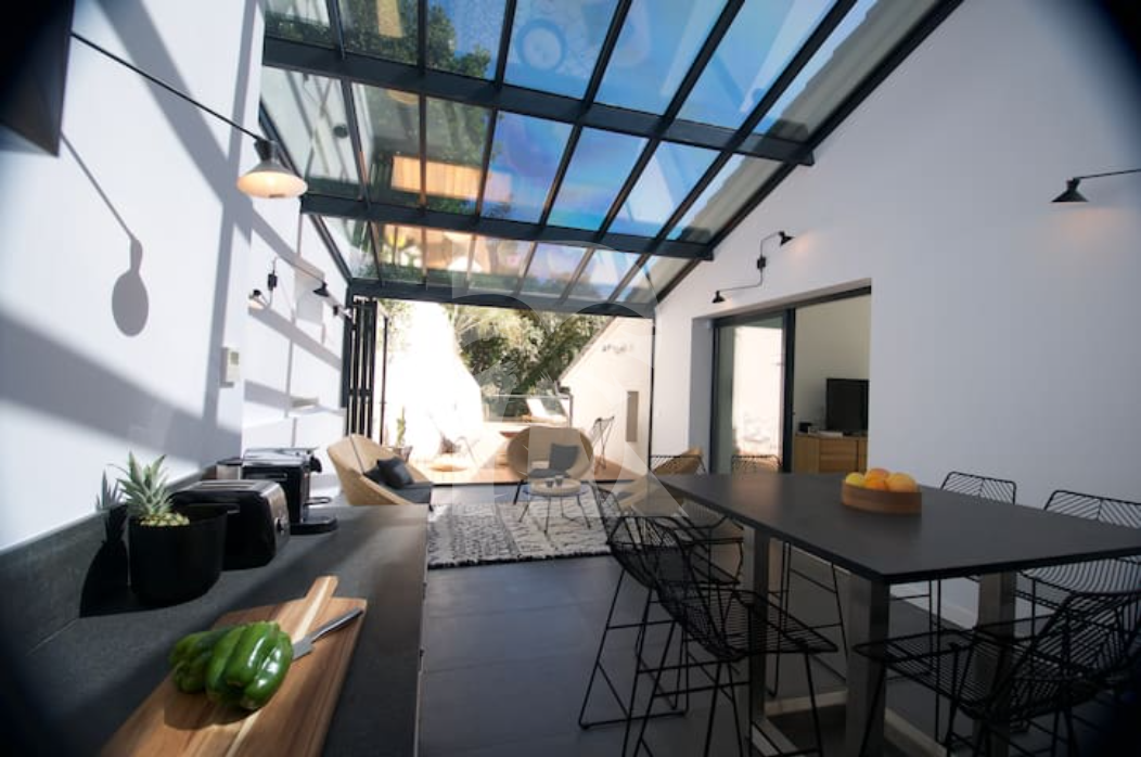 villa in Cannes : Rent lovely villa with sea view - Photo 5
