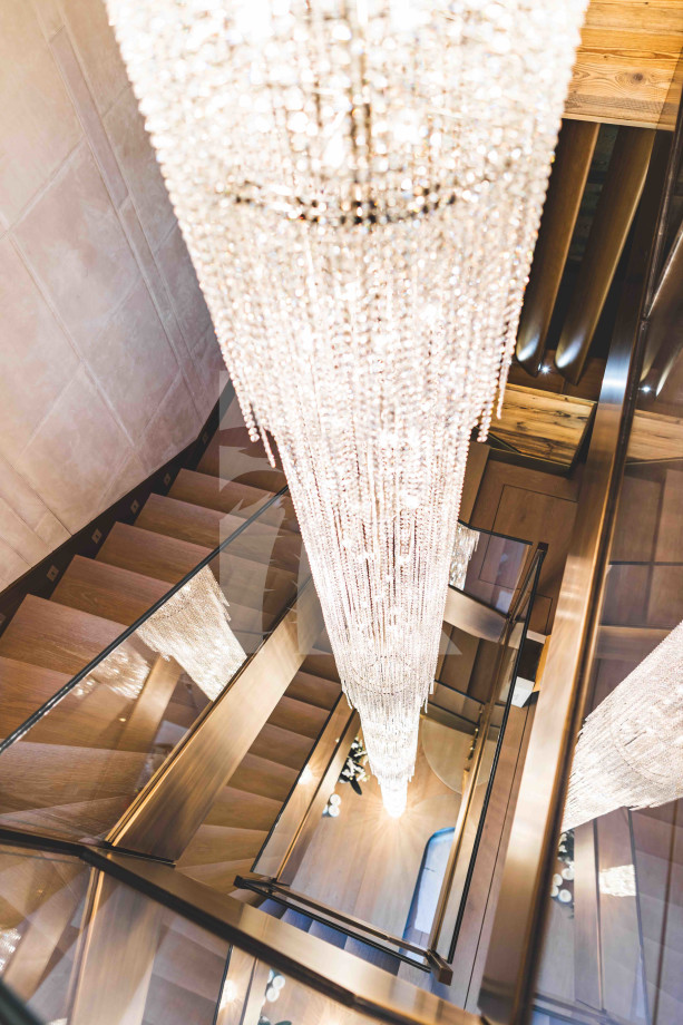 villa in  : Rent ultra-luxury chalet in Crans-Montana - Photo 1