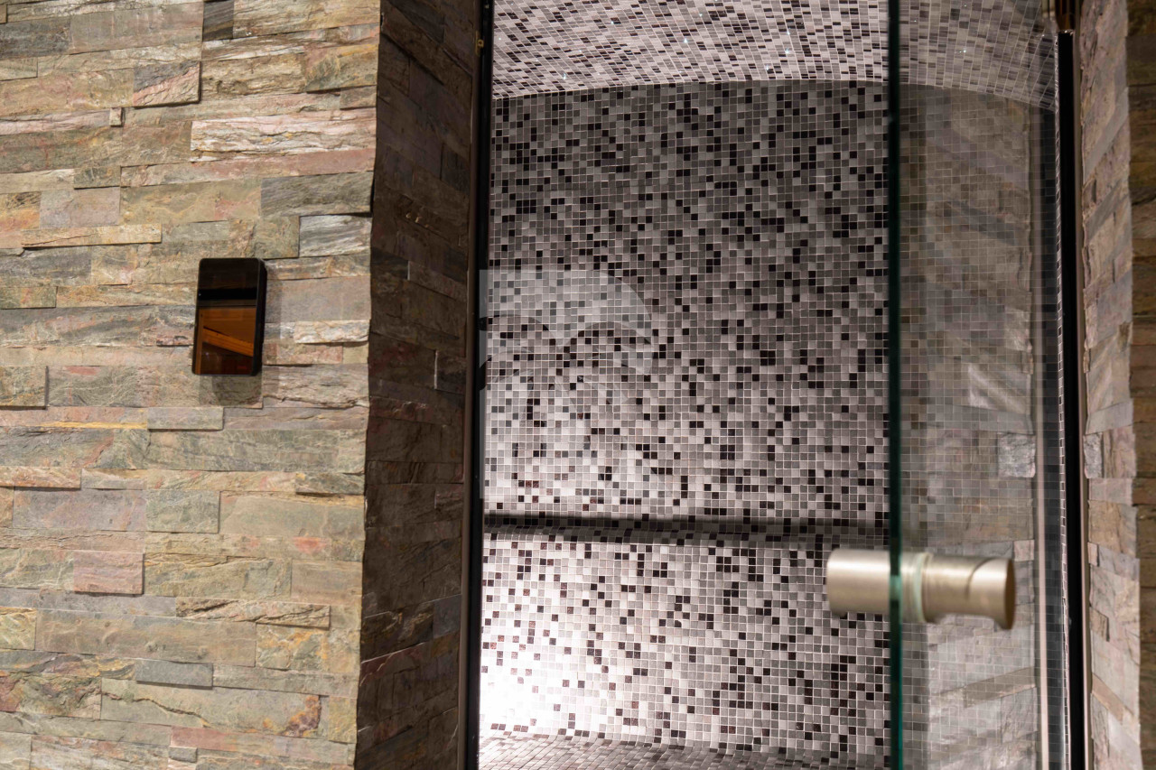 apartment in Tignes : Rent deluxe chalet with one of the finest views in the resort - Photo 5