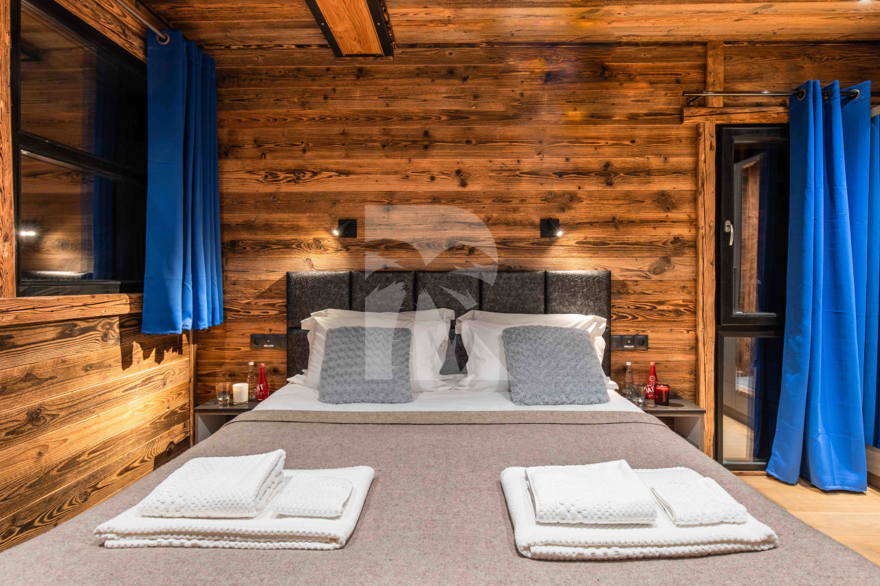 apartment in Tignes : Rent deluxe chalet with one of the finest views in the resort - Photo 8