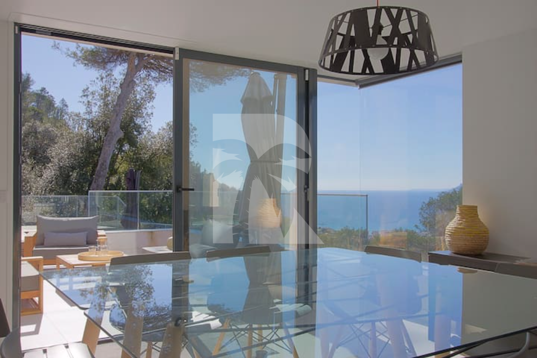 villa in Cannes : Rent lovely villa with sea view - Photo 6