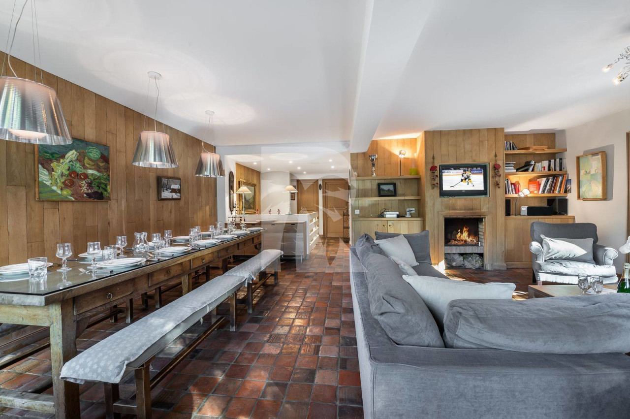 villa in Courchevel : Rent this Chalet in Jardin Alpin - Photo 4