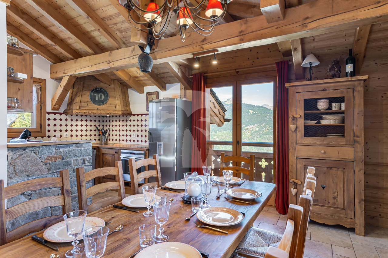 villa in Courchevel : Rent lovely chalet in Courchevel Village - Photo 5