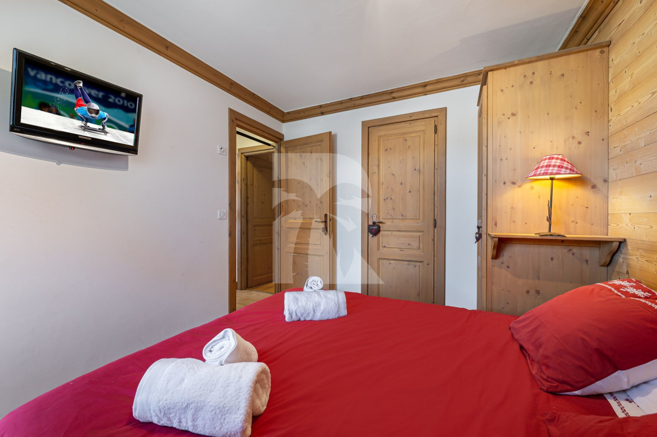 villa in Courchevel : Rent lovely chalet in Courchevel Village - Photo 9