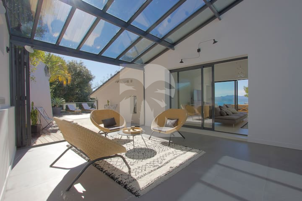 villa in Cannes : Rent lovely villa with sea view - Photo 7