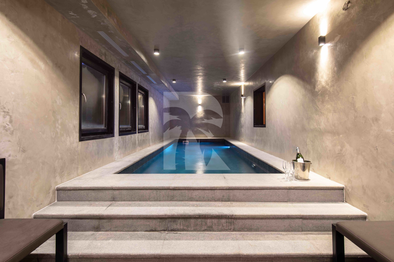 apartment in Tignes : Rent deluxe chalet with one of the finest views in the resort - Photo 3