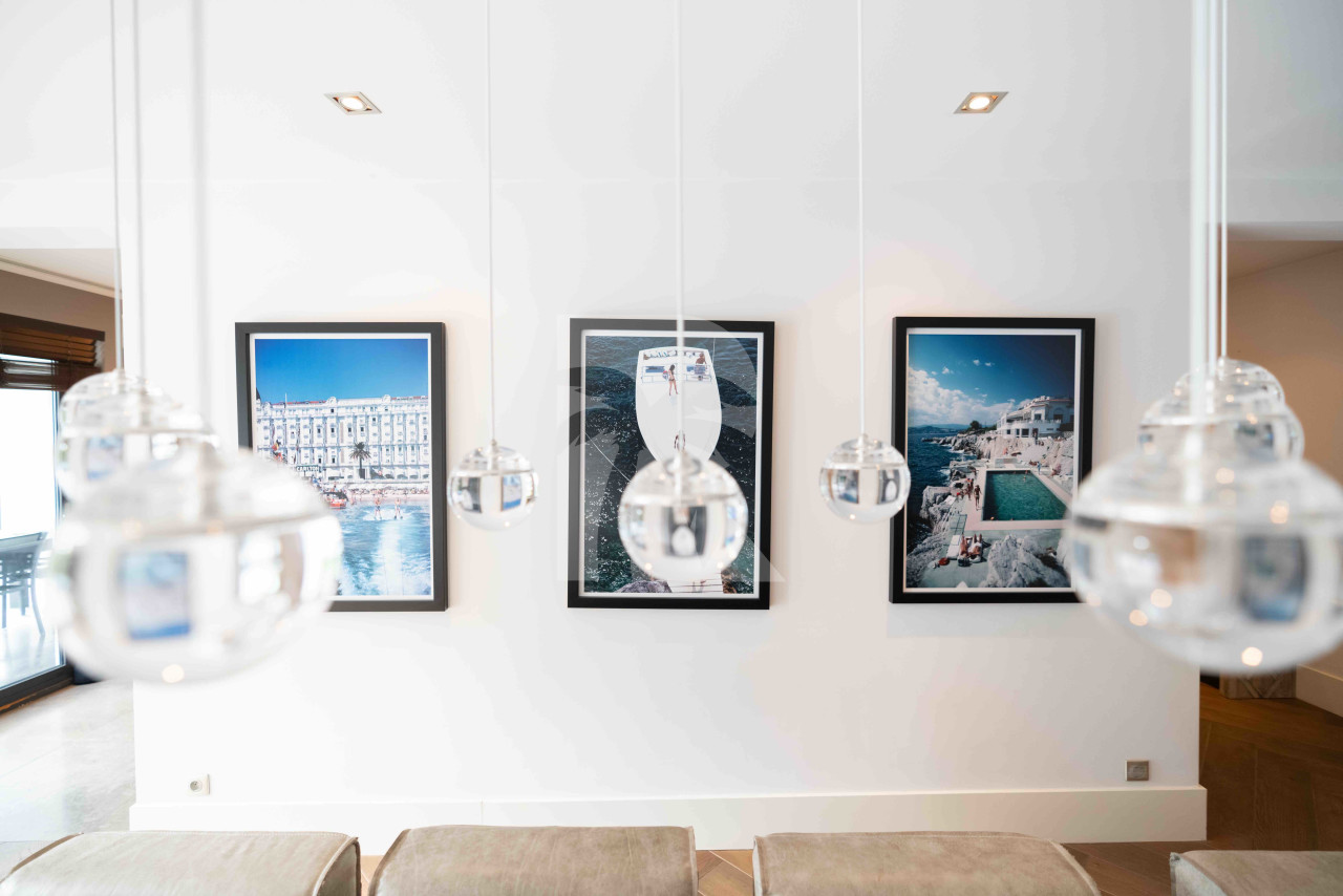villa in Mougins : Rent wonderful 5 bedroom villa located in a prestigious domaine in Mougins - Photo 9