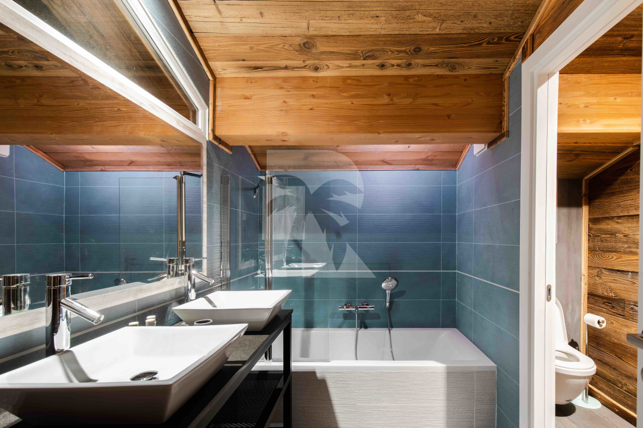 villa in Tignes : Rent deluxe chalet with spectacular view of Mont Blanc - Photo 5