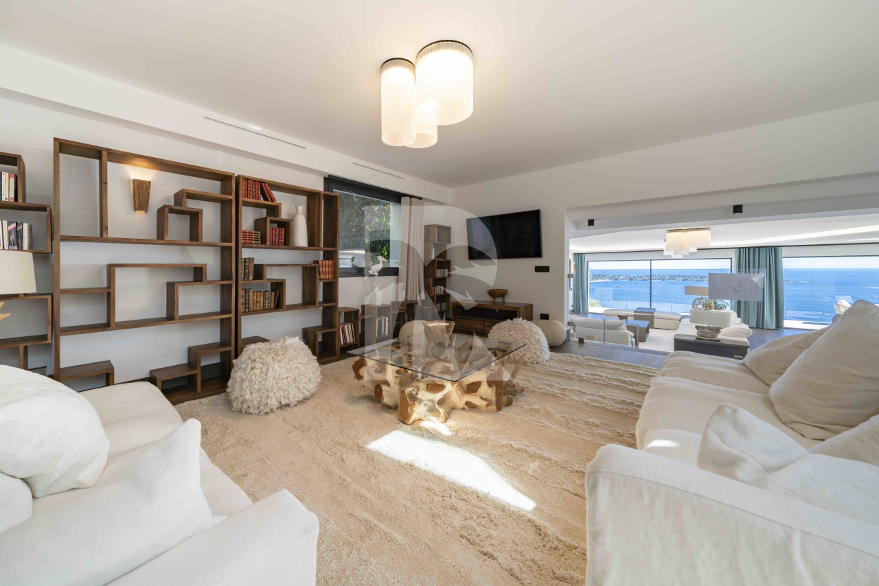 villa in Cannes : Rent this brand new villa located in one of the most sought after area in Cannes. - Photo 6