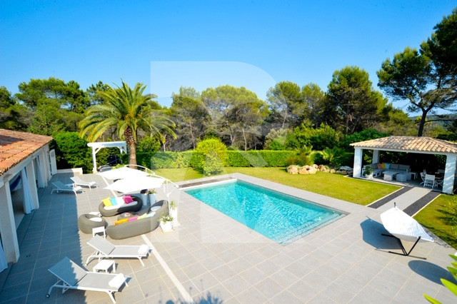 villa in Mougins : Rent this lovely villa in the 'Parc des Mougins' - Photo 6