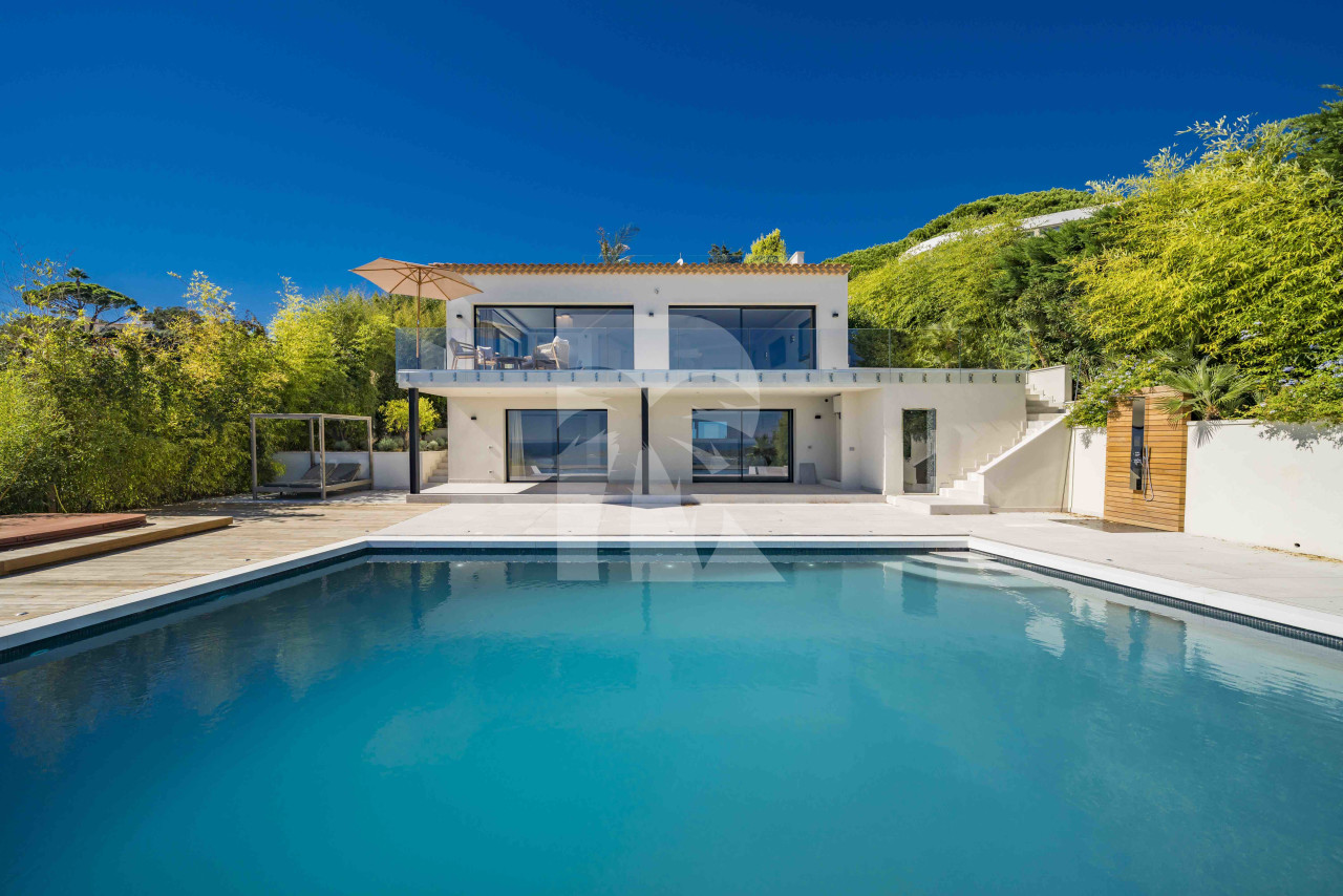 villa in Cannes : Rent this brand new villa located in one of the most sought after area in Cannes. - Photo 1