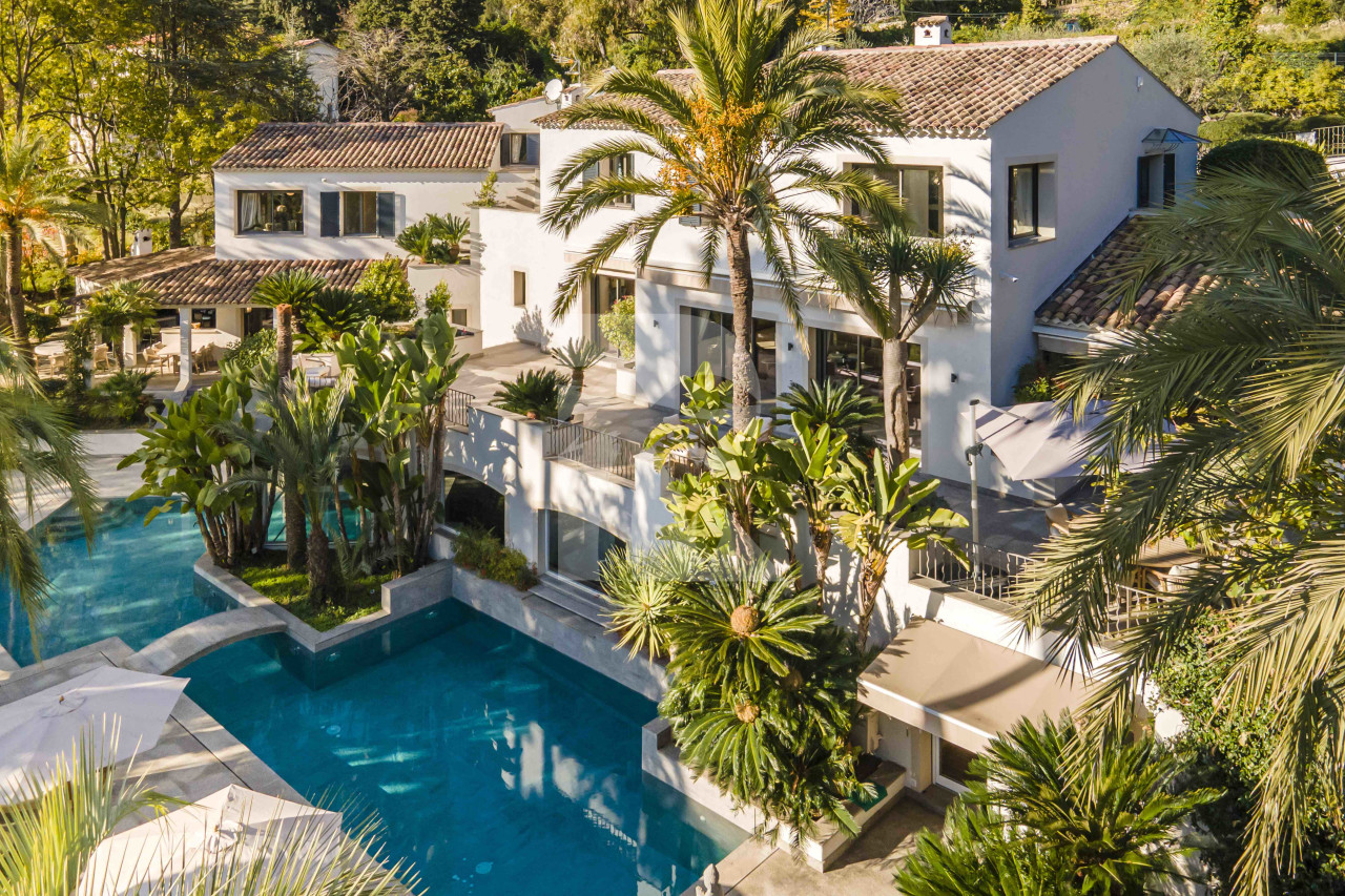 villa in Saint-Paul-de-Vence : Rent this lovely house in Saint Paul de Vence with a gorgeous view and all amenities you need to have a lovely stay. - Photo 0