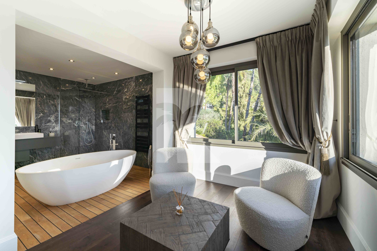 villa in Saint-Paul-de-Vence : Rent this lovely house in Saint Paul de Vence with a gorgeous view and all amenities you need to have a lovely stay. - Photo 6