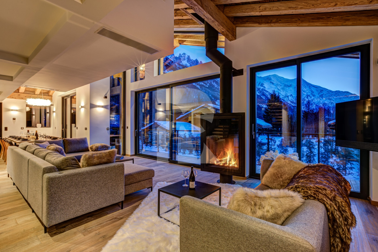 villa in Chamonix : Rent sumptuous chalet with swimming pool in Chamonix - Photo 2