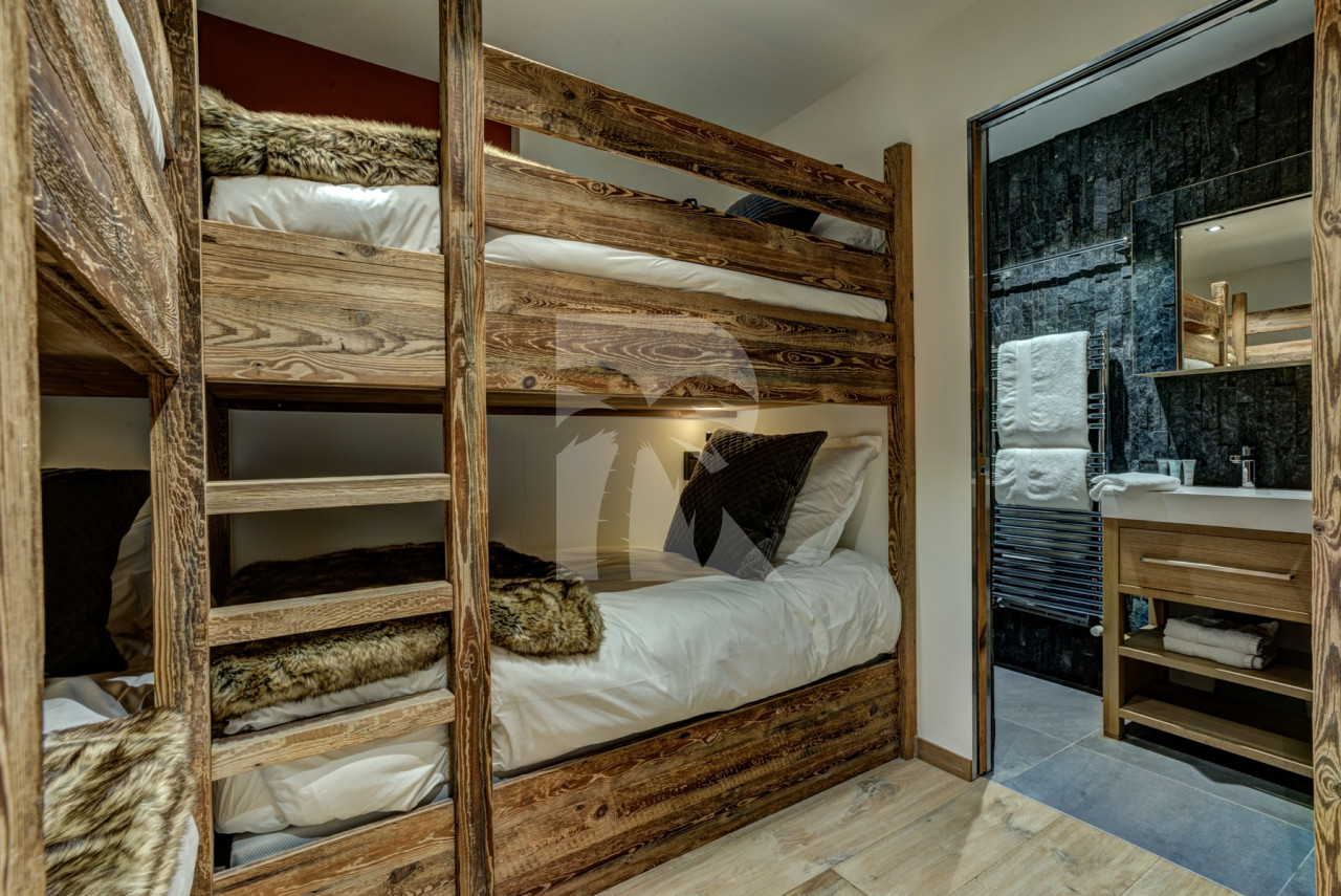 villa in Chamonix : Rent superb 5-bedroom chalet in Chamonix with indoor swimming pool - Photo 9
