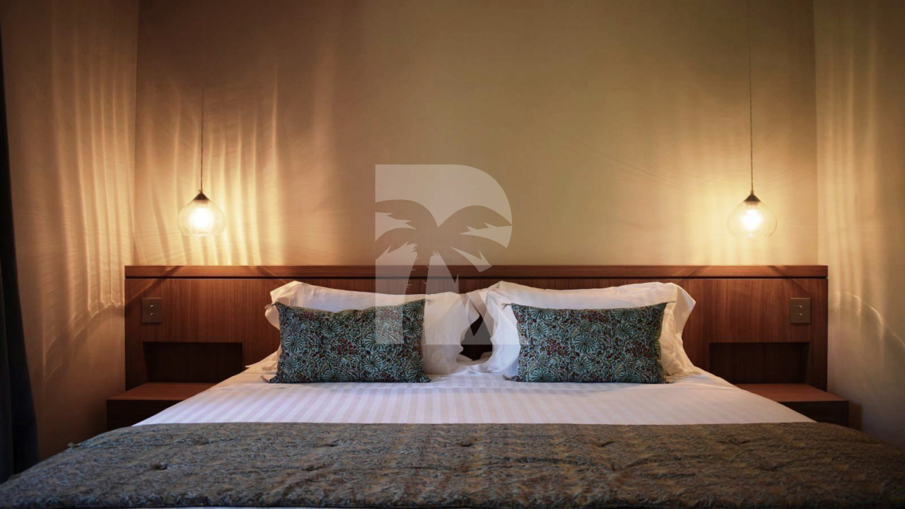 villa in St Tropez : Rent this beautiful newly renovated 7-bedrooms villa located in St Tropez - Photo 9
