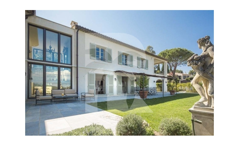 villa in Mougins : Rent wonderful 5 bedroom villa walking distance to Mougins Village - Photo 0