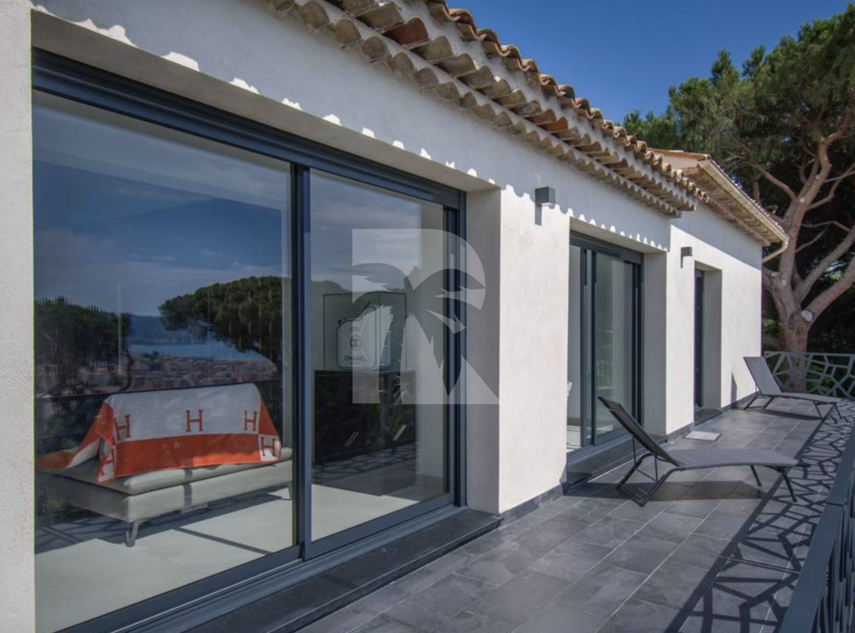 villa in Cannes : Rent this brand new renovated villa up to the hill in La Croix des Gardes - Photo 8