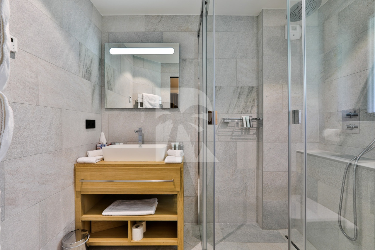 villa in Chamonix : Rent amazing chalet in Chamonix - Photo 9