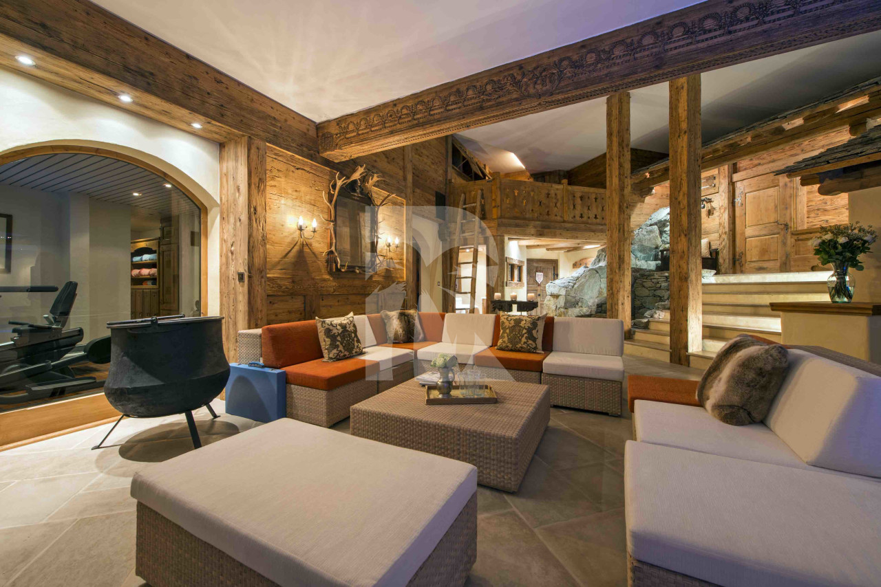 villa in Verbier : Rent sumptuous 5-bedroom ski in/ ski out chalet with private spa in Verbier - Photo 5