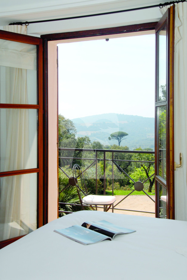 villa in St Tropez : Rent this beautiful newly renovated 7-bedrooms villa located in St Tropez - Photo 7