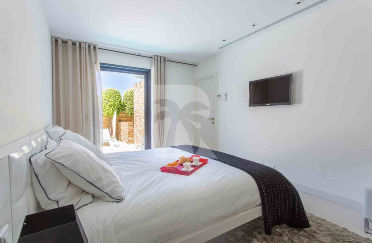 villa in St Tropez : Rent this lovely villa located within walking distance to the village in a secured domain. - Photo 12