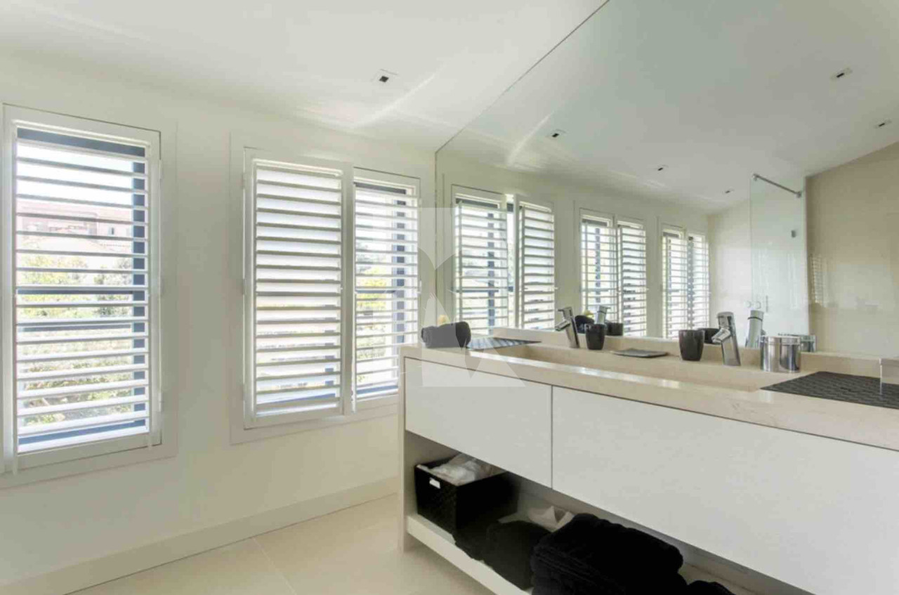 villa in St Tropez : Rent this lovely villa located within walking distance to the village in a secured domain. - Photo 11
