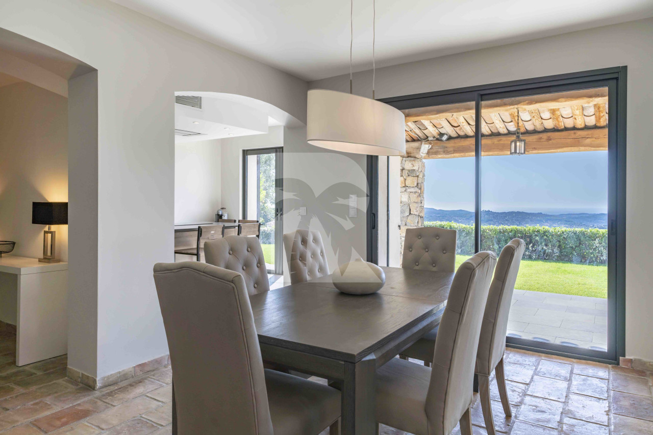 villa in Châteauneuf-Grasse : Rent this wonderful 5 bedroom house with a gorgeous hill and sea view - Photo 9