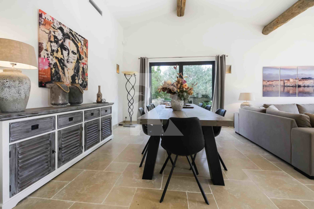 villa in St Tropez : Rent this charming villa with 4 bedrooms within walking distance to Tahiti Beach - Photo 8