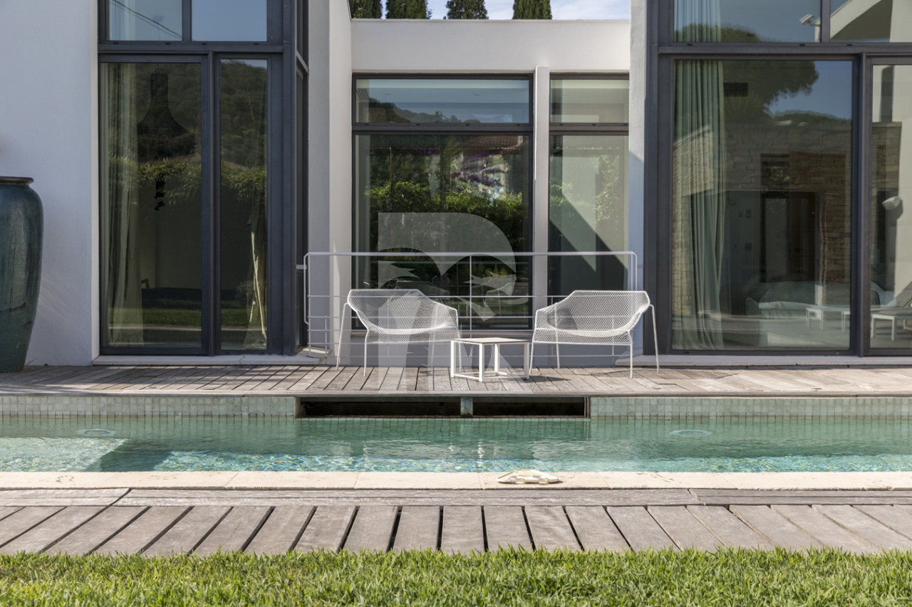 villa in St Tropez : Rent this modern villa located at walking distance to the Place des Lices. - Photo 4