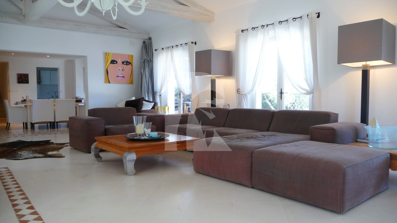 villa in St Tropez : Rent this villa in St Anne area, walking distance to the village. - Photo 7