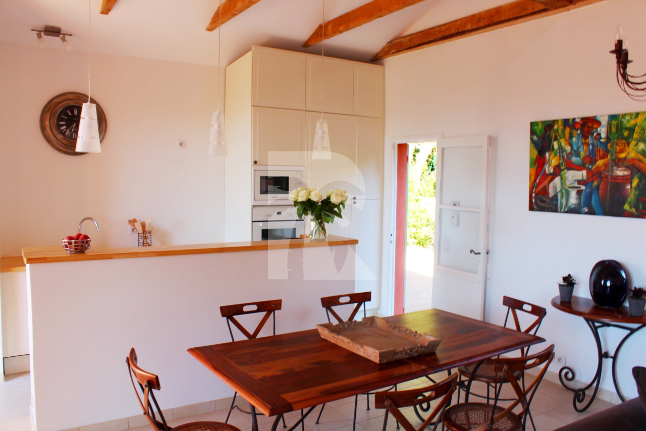 villa in St Tropez : Rent this nice 3 bedroom villa within walking distance in to the centre of St Tropez - Photo 2