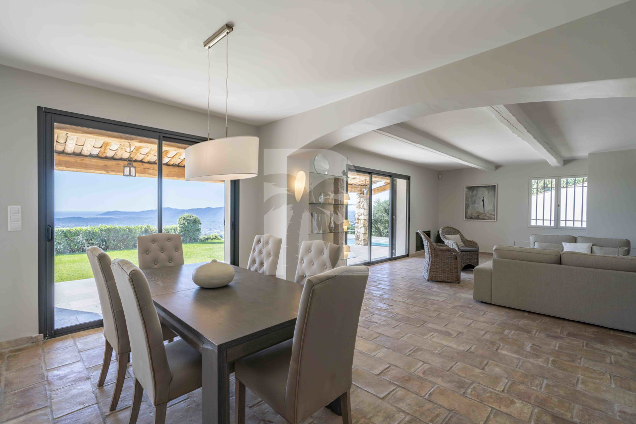 villa in Châteauneuf-Grasse : Rent this wonderful 5 bedroom house with a gorgeous hill and sea view - Photo 8