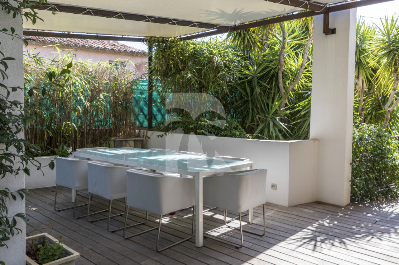 villa in St Tropez : Rent this modern villa located at walking distance to the Place des Lices. - Photo 6