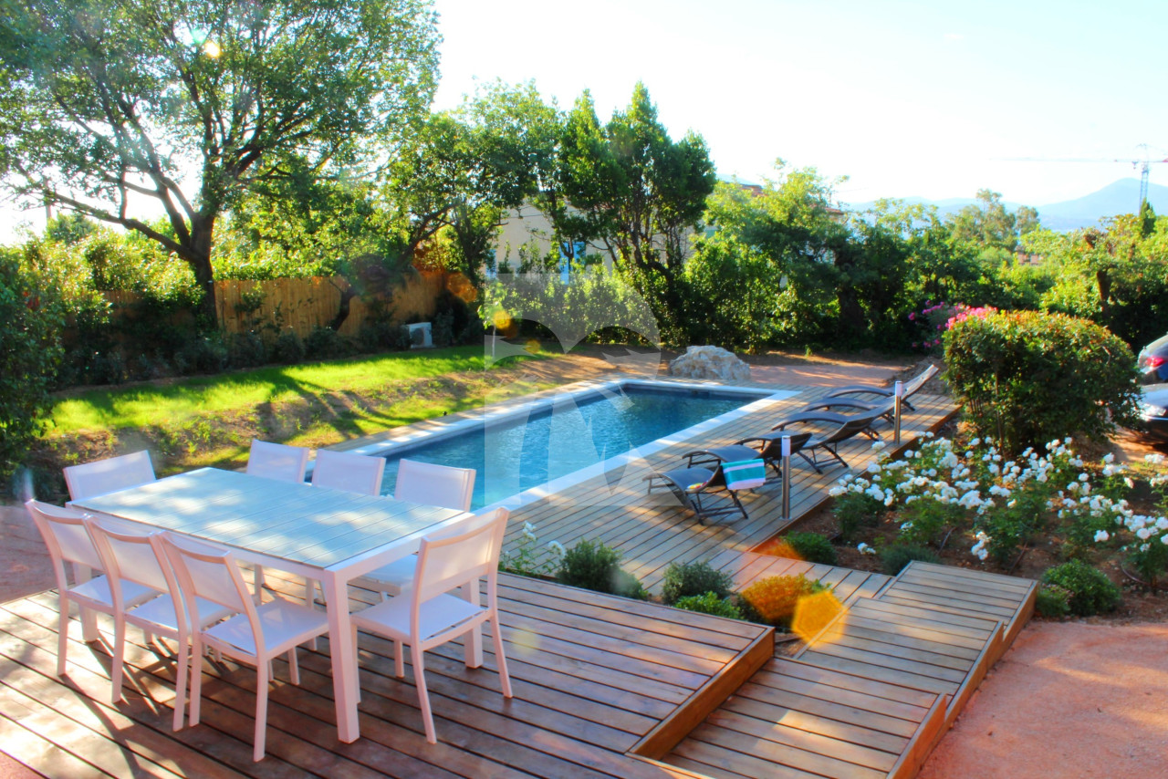 villa in St Tropez : Rent this nice 3 bedroom villa within walking distance in to the centre of St Tropez - Photo 7