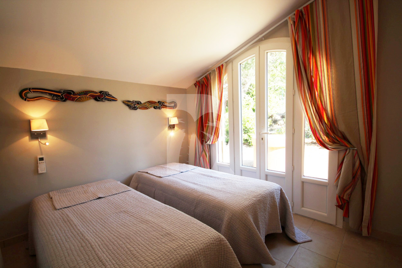 villa in St Tropez : Rent this nice 3 bedroom villa within walking distance in to the centre of St Tropez - Photo 12