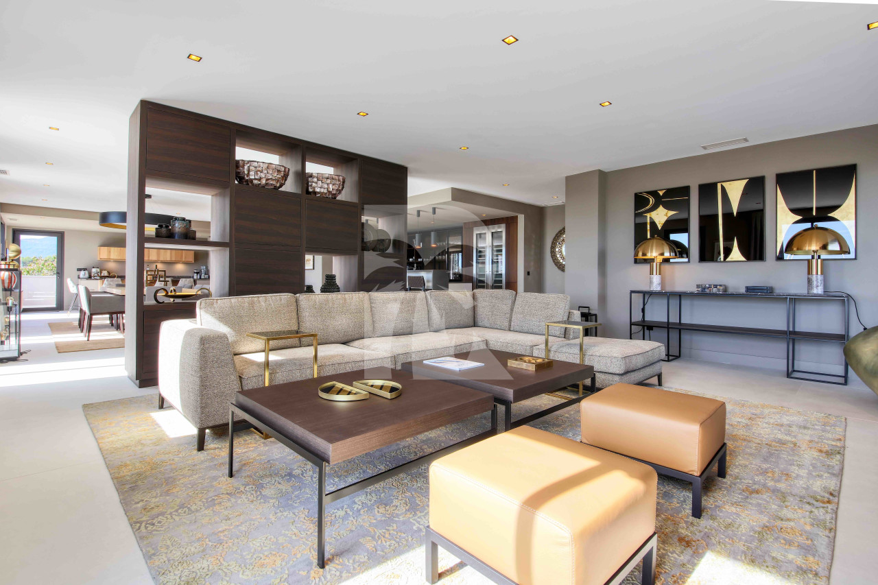 villa in St Tropez : Rent this modern wonderful newly built villa with panoramic views over the Mediterranean sea - Photo 5