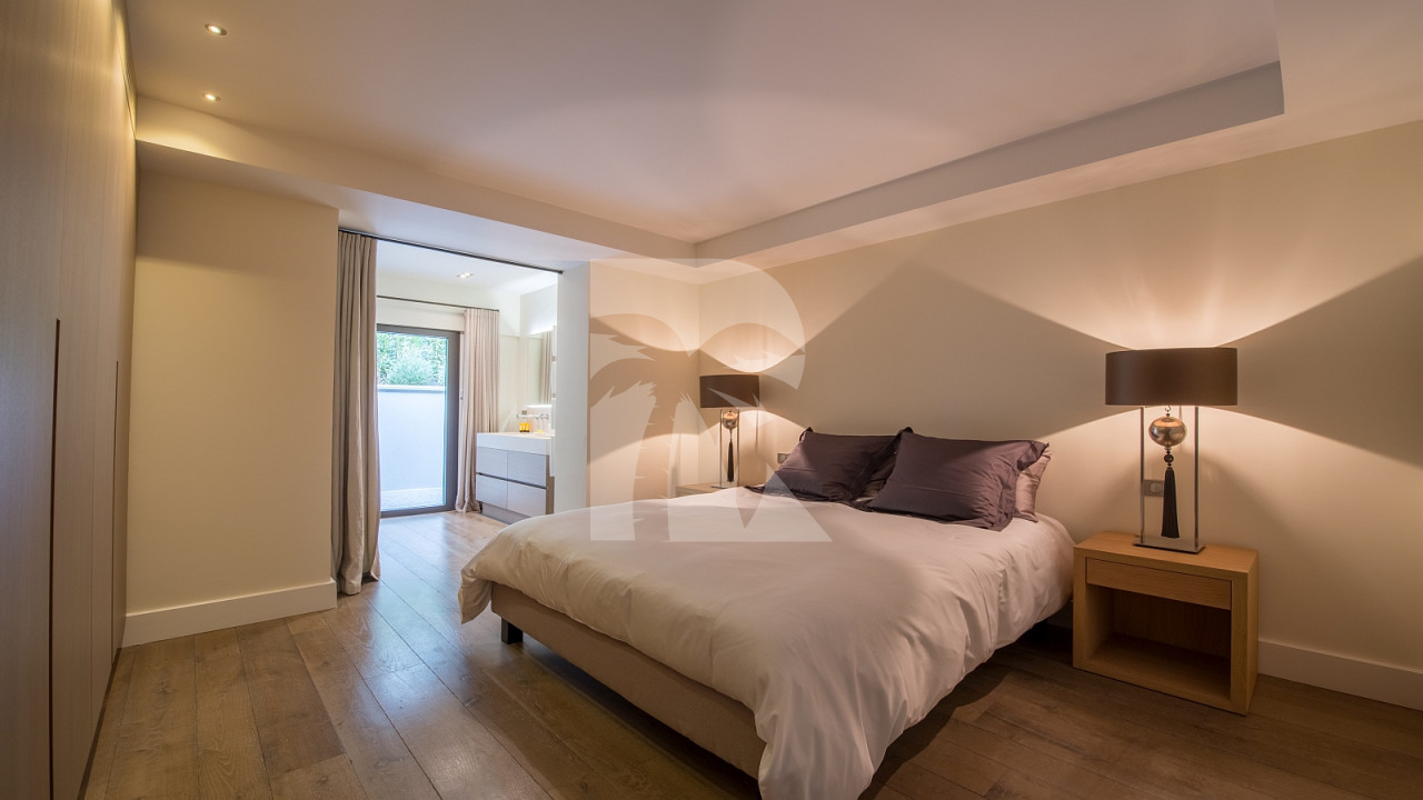 villa in St Tropez : Rent this modern town house ideally located within walking distance to the  centre of St Tropez - Photo 12