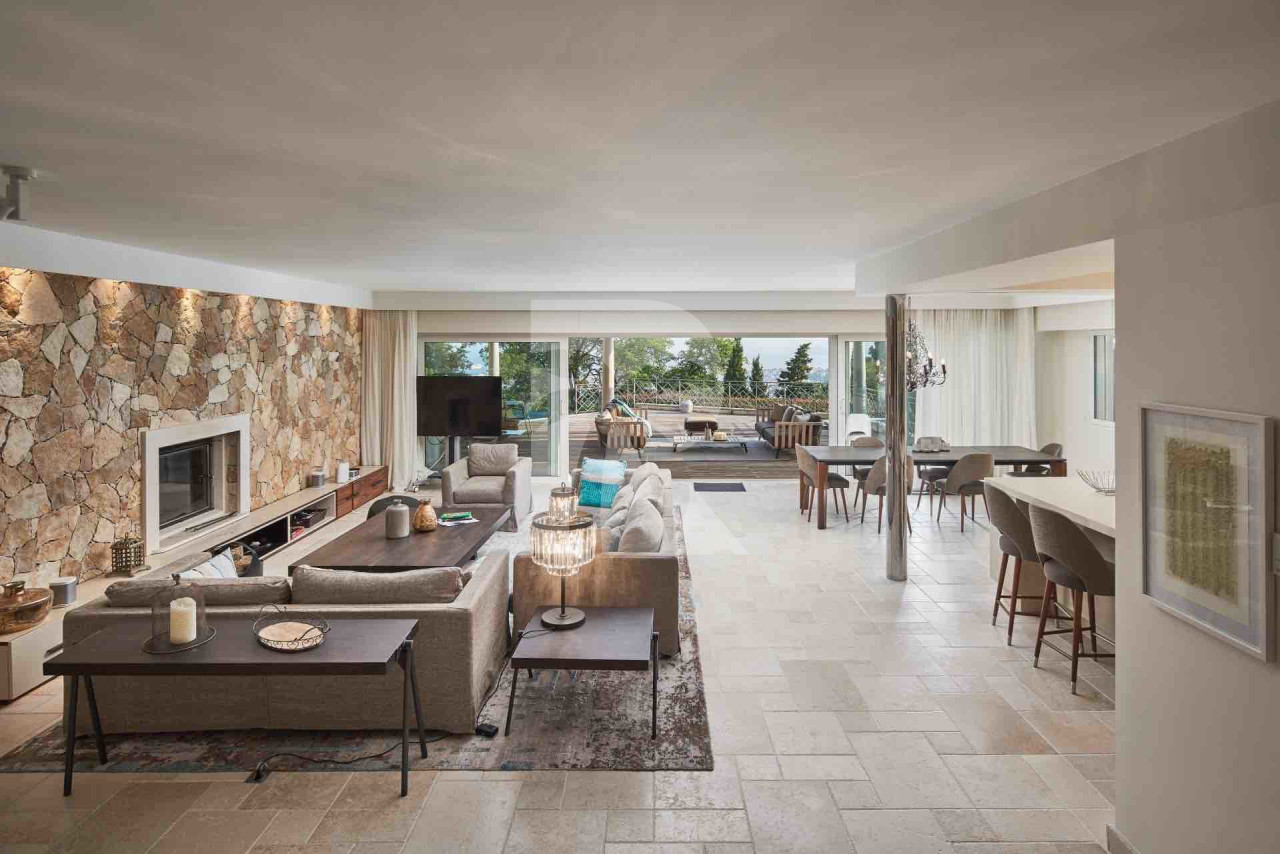 villa in Cannes : Rent this lovely family villa up to the hill in Cannes in a private domain. - Photo 9