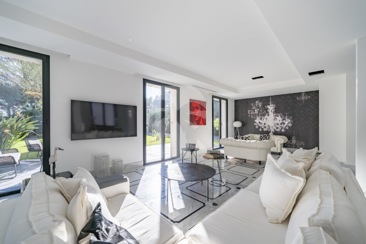 villa in Saint-Jean-Cap-Ferrat : Rent this modern villa with 4 bedroom in Saint Jean Cap Ferrat. - Photo 10